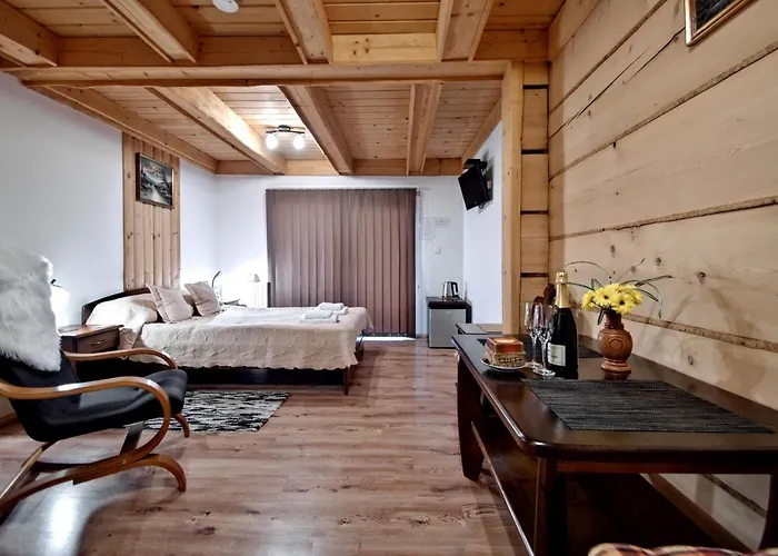 לינה וארוחת בוקר Magnat Sauna & Relax זקופאנה